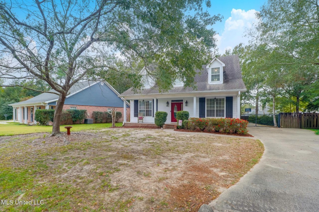8428 Ieke Drive, Diamondhead, MS 39525 Main Photo