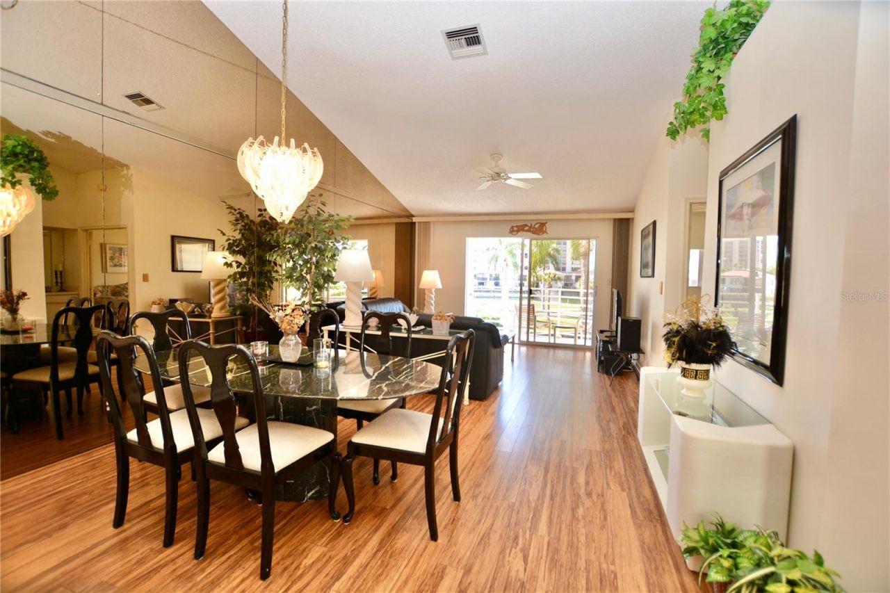 6047 Bahia Del Mar Boulevard, Unit 264, Saint Petersburg, FL 33715 Photo