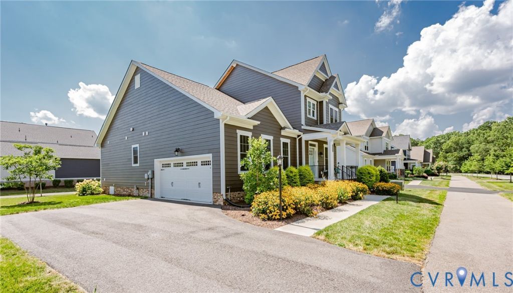 720 Chapman Street, Ashland, VA 23005 Main Photo