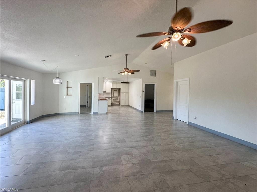 137 Meta St, Fort Myers, FL 33905 Photo