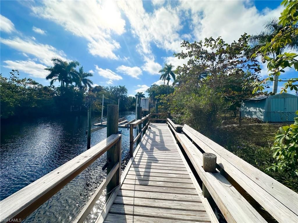 137 Meta St, Fort Myers, FL 33905 Photo