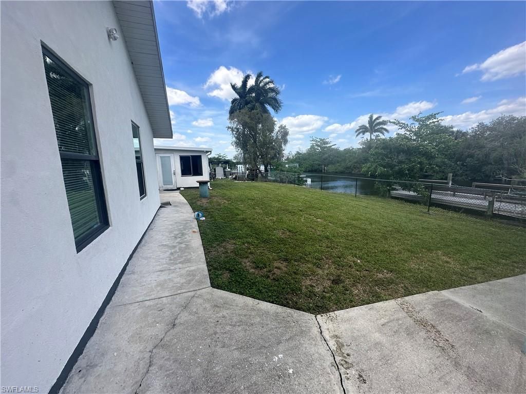 137 Meta St, Fort Myers, FL 33905 Photo