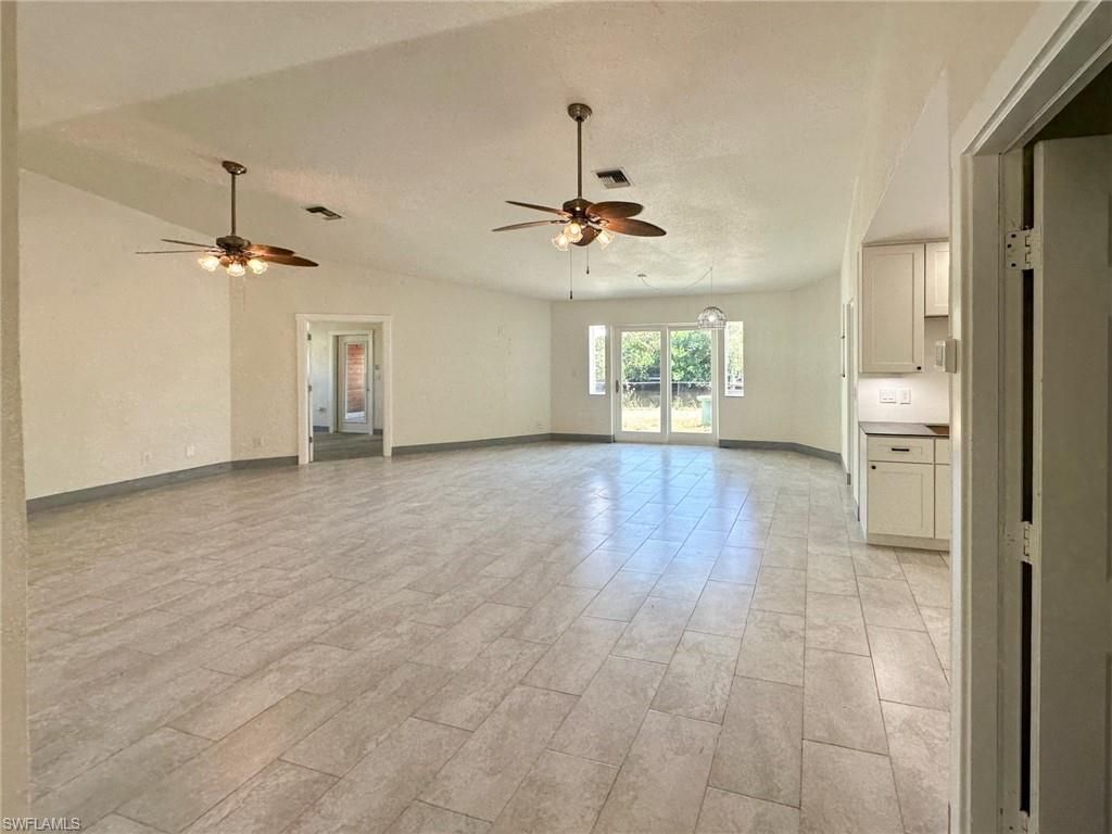 137 Meta St, Fort Myers, FL 33905 Photo