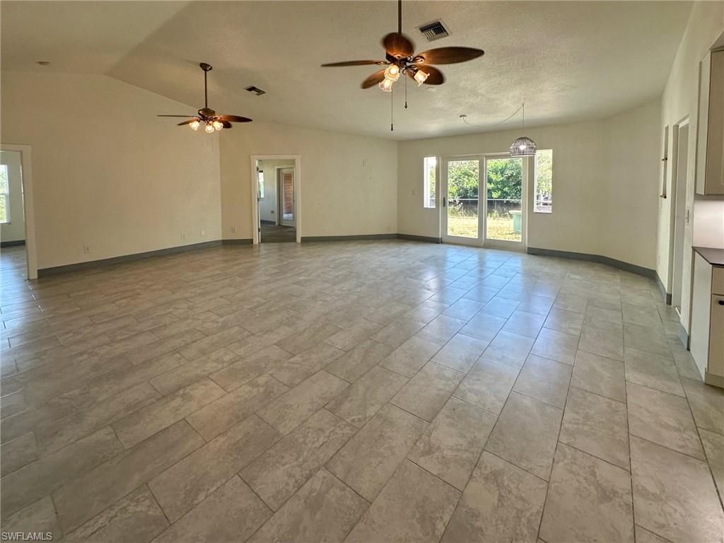 137 Meta St, Fort Myers, FL 33905 Photo