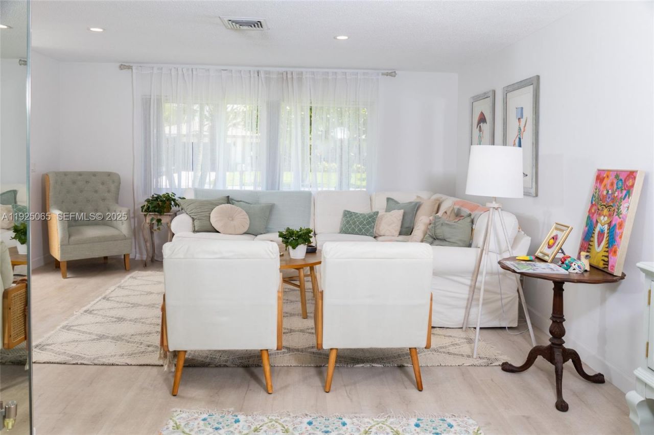 107 Winged Foot Ln, Boca Raton, FL 33431 Photo