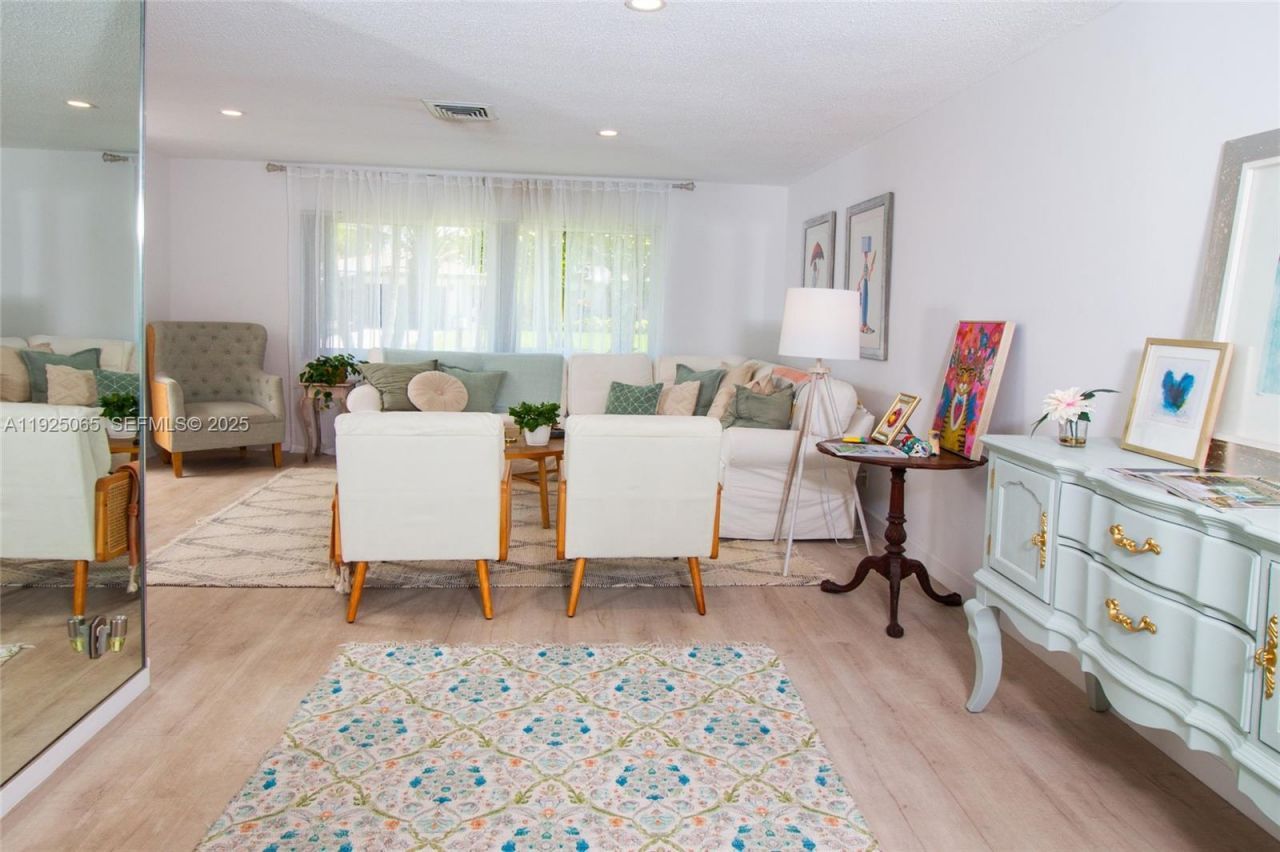 107 Winged Foot Ln, Boca Raton, FL 33431 Photo