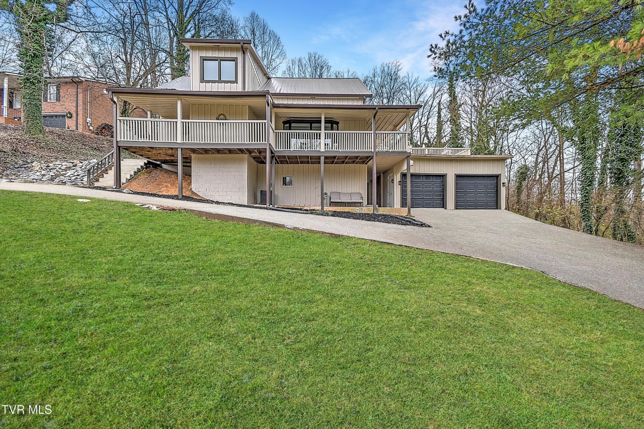 331 Edgefield Road, Piney Flats, TN 37686 Main Photo