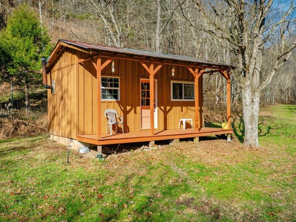 1499 Keesel Hollow Road, Bybee, TN 37713