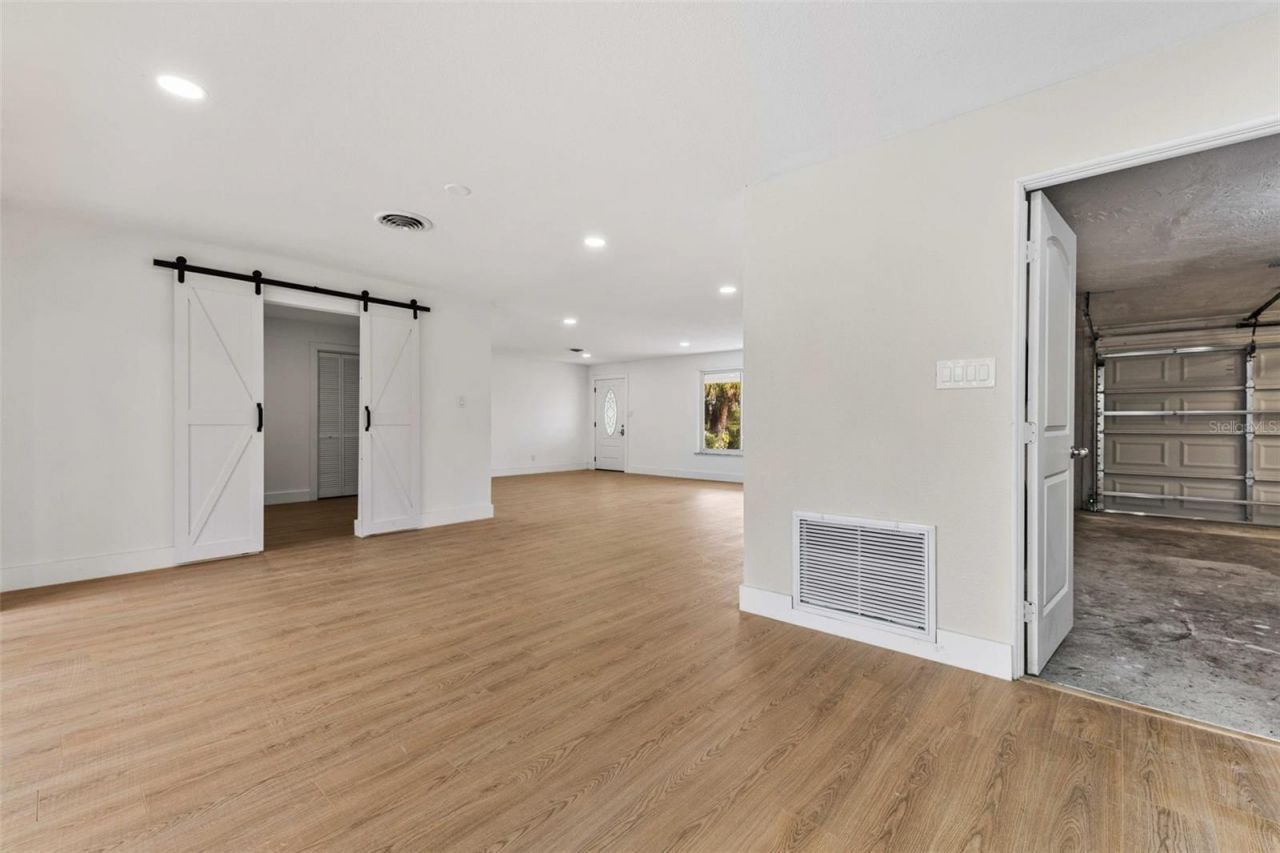 1822 Banyan Tree Drive, Edgewater, FL 32132 Photo