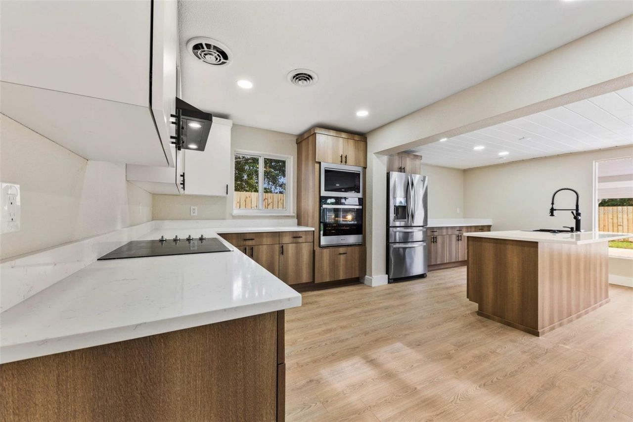 1822 Banyan Tree Drive, Edgewater, FL 32132 Photo