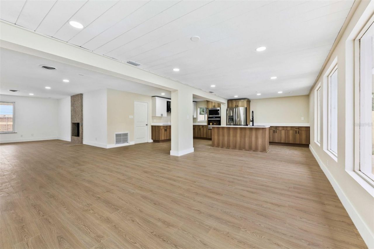 1822 Banyan Tree Drive, Edgewater, FL 32132 Photo