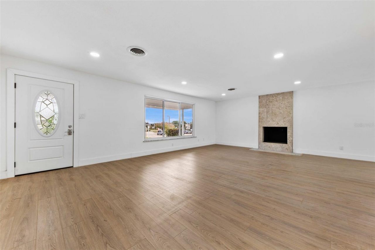 1822 Banyan Tree Drive, Edgewater, FL 32132 Photo