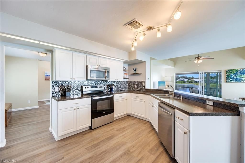 14581 Lake Olive Dr, Fort Myers, FL 33919 Photo