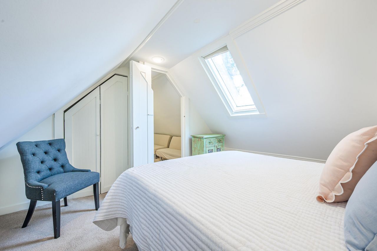 425 King Street Photo 22