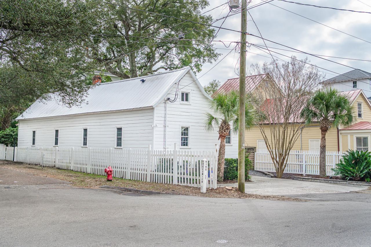 425 King Street Photo 28