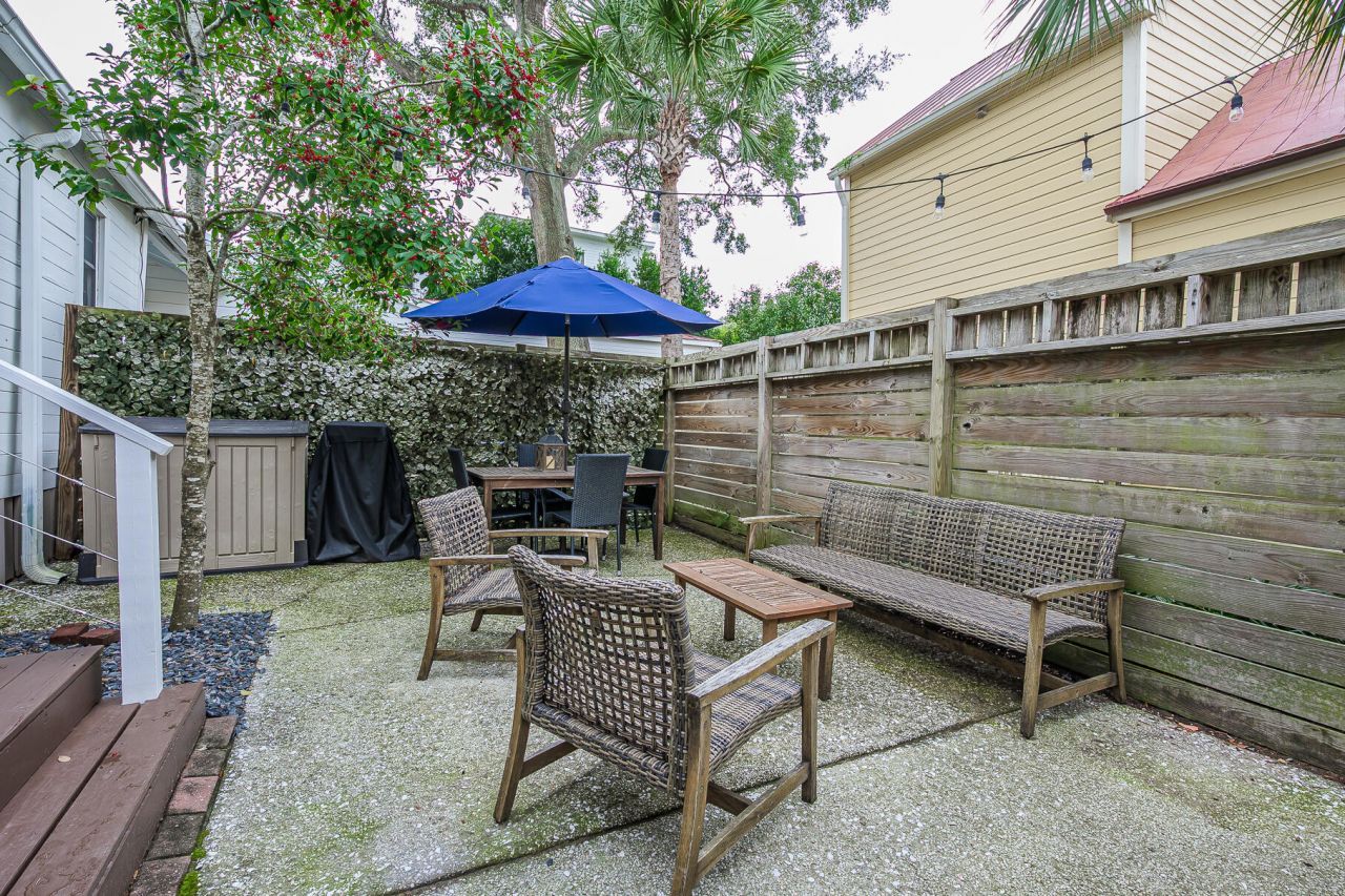 425 King Street Photo 36