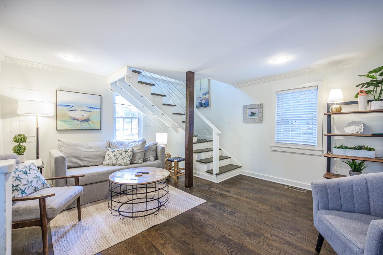 425 King Street Photo 39