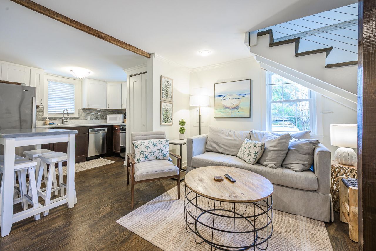 425 King Street Photo 57