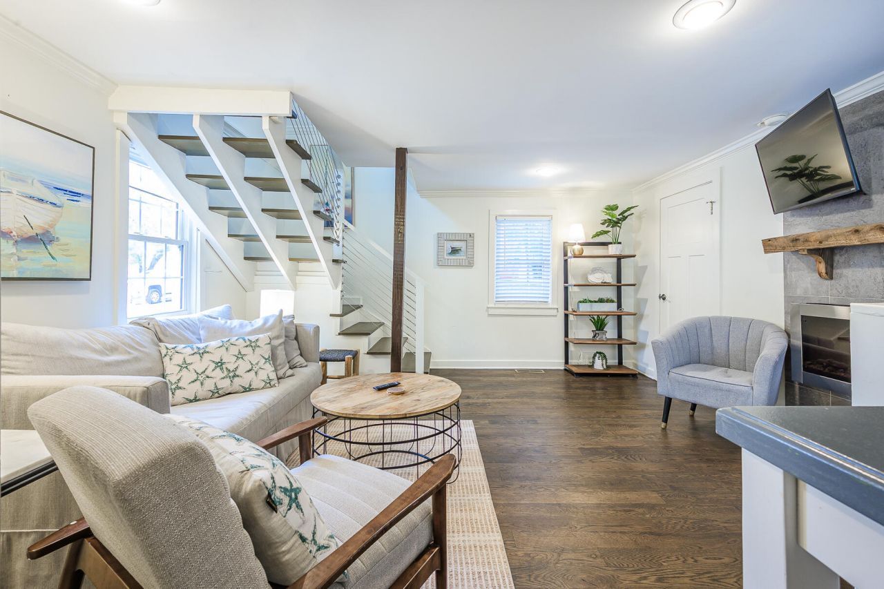 425 King Street Photo 61