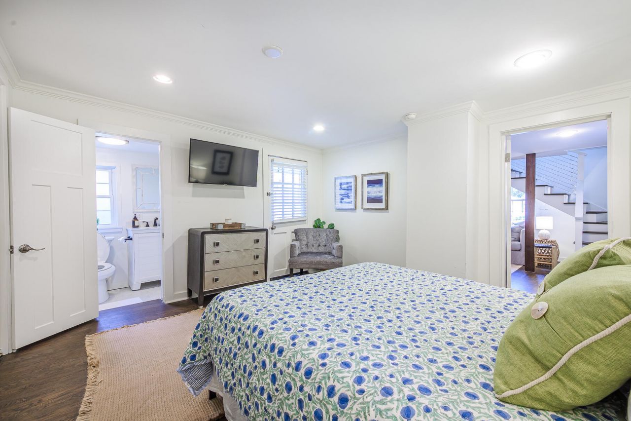 425 King Street Photo 62