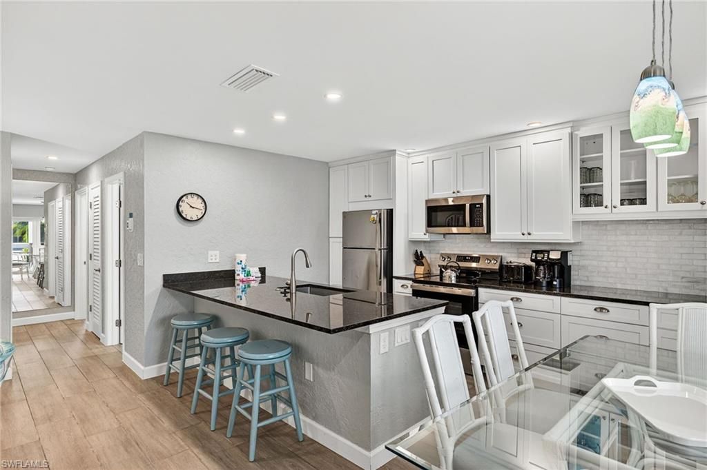 827 E Gulf Dr, Unit L2, Sanibel, FL 33957 Photo