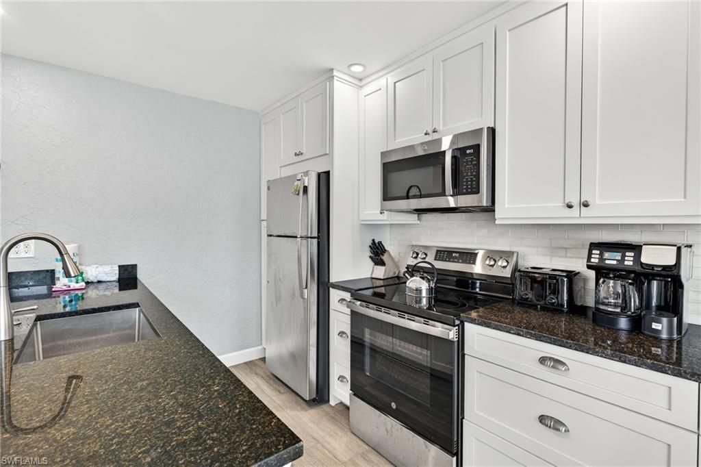 827 E Gulf Dr , Unit L2, Sanibel, FL 33957 Photo