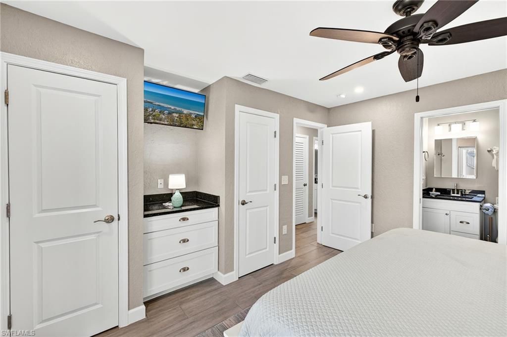 827 E Gulf Dr, Unit L2, Sanibel, FL 33957 Photo
