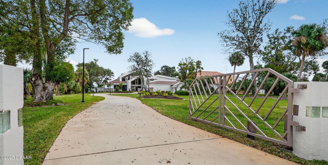 763 N Beach Street, Ormond Beach, FL 32174 Photo