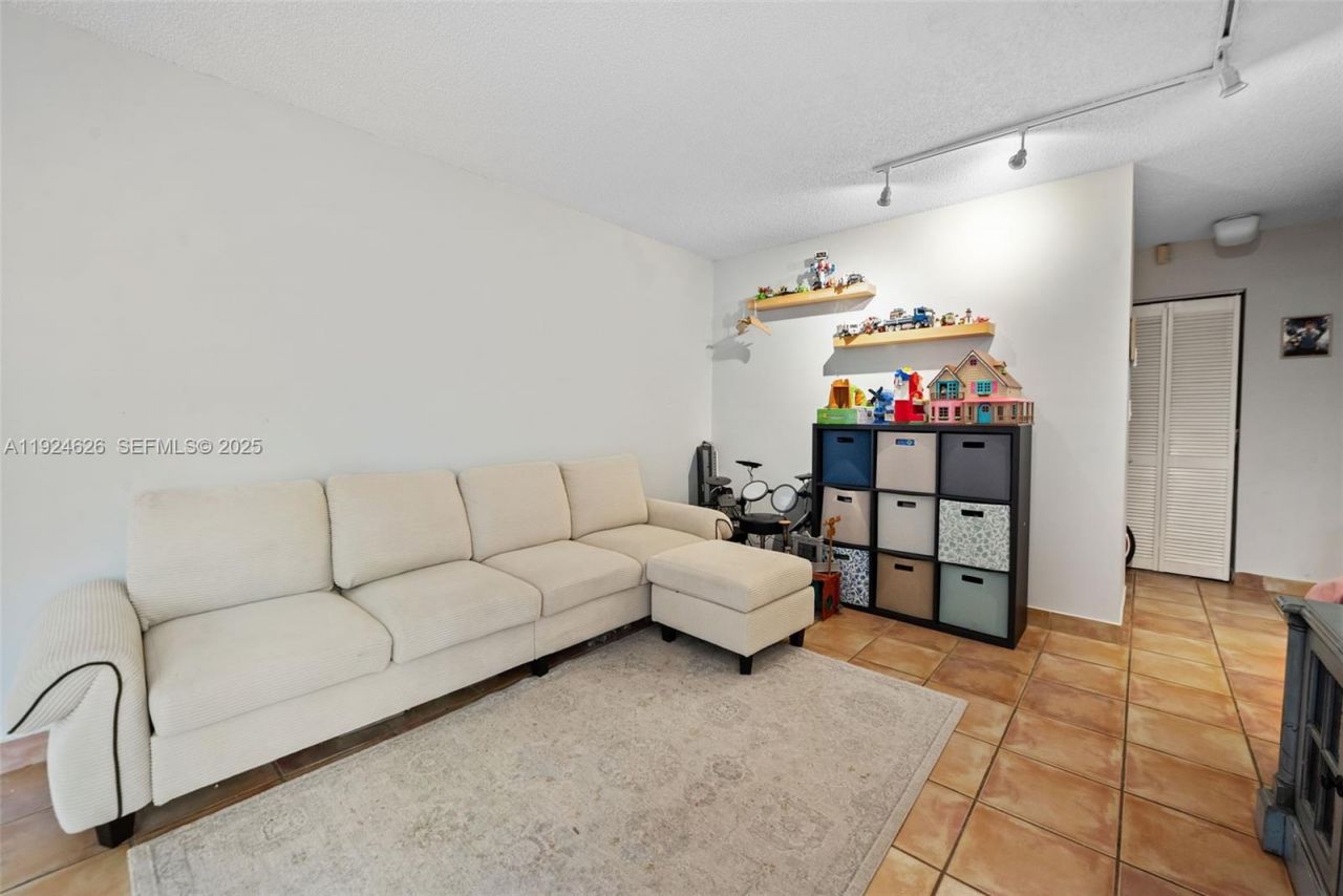 11840 SW 80th St, Unit 526, Miami, FL 33183 Photo