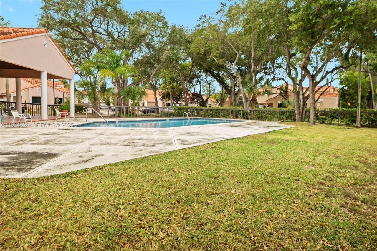 11840 SW 80th St, Unit 526, Miami, FL 33183 Photo