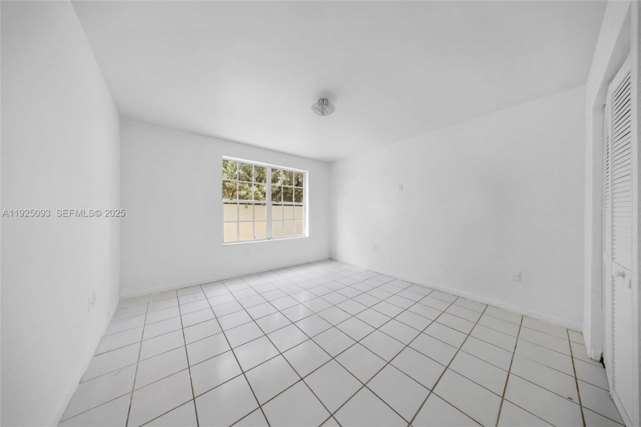 3453 SW 23rd Ter, Unit 1, Miami, FL 33145 Photo