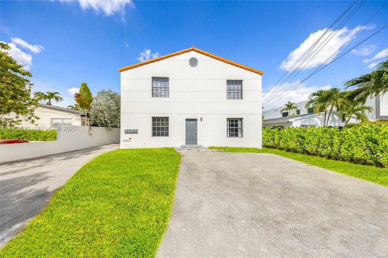 3453 SW 23rd Ter, Unit 1, Miami, FL 33145 Photo