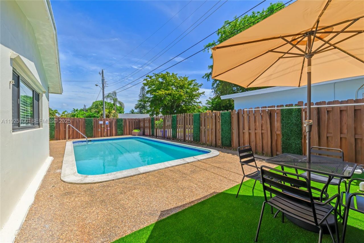 1204 NE 7th St, Pompano Beach, FL 33060 Photo