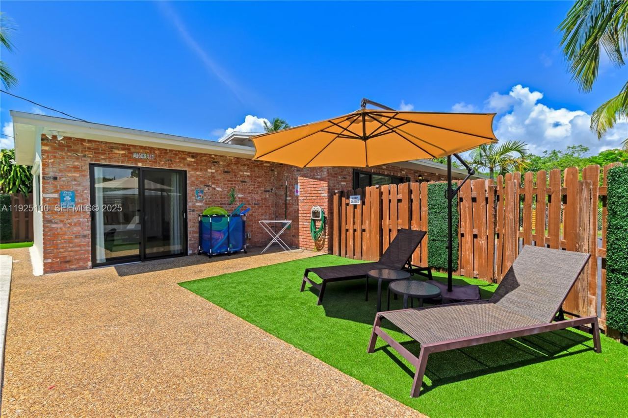 1204 NE 7th St, Pompano Beach, FL 33060 Photo