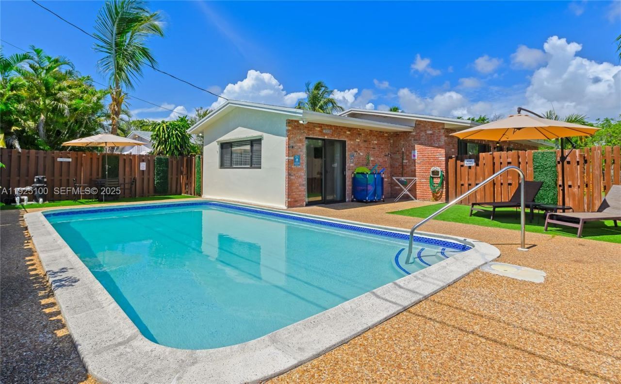 1204 NE 7th St, Pompano Beach, FL 33060 Photo