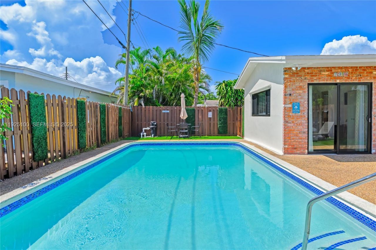 1204 NE 7th St, Pompano Beach, FL 33060 Photo