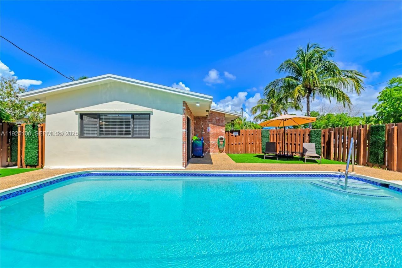 1204 NE 7th St, Pompano Beach, FL 33060 Photo