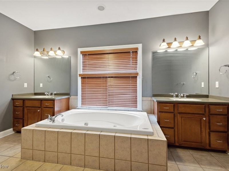 6470 Aberdeen Lane, Medina, OH 44256 Photo 26