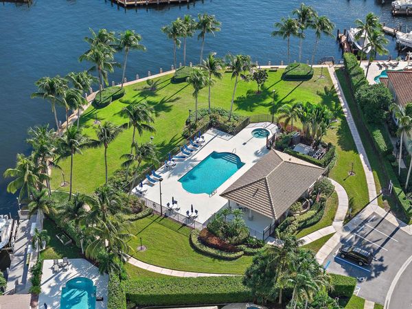 717 Cable Beach Lane, North Palm Beach, FL 33410