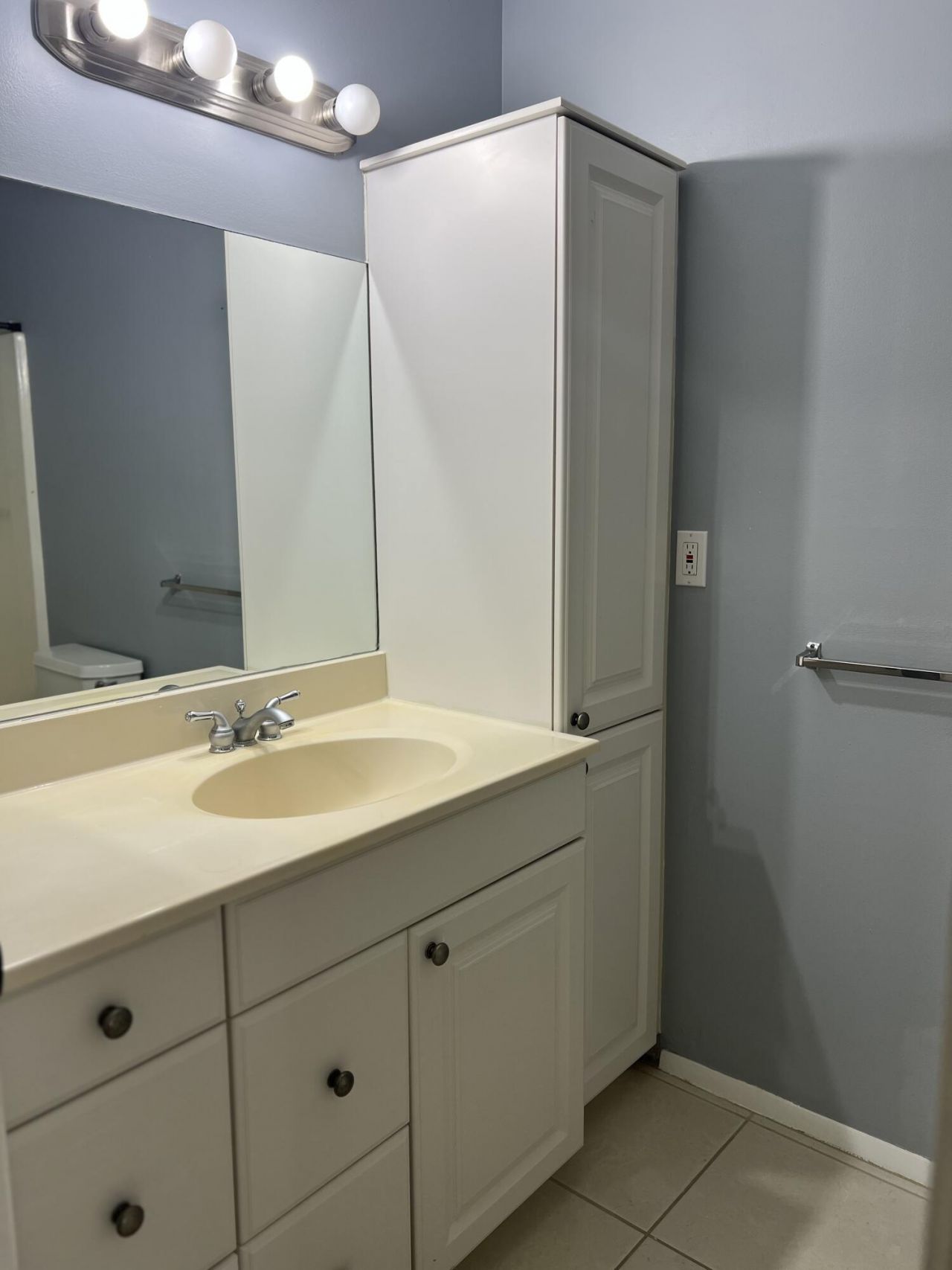 3904 NW Cinnamon Tree Circle, Jensen Beach, FL 34957 Photo