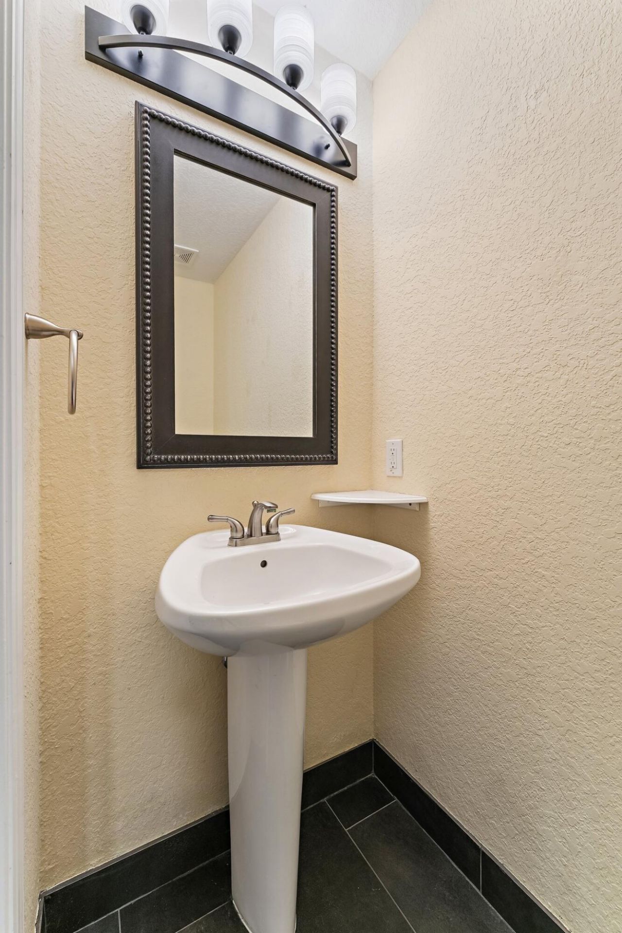 40 SE Sedona Circle, Unit 102, Stuart, FL 34994 Photo