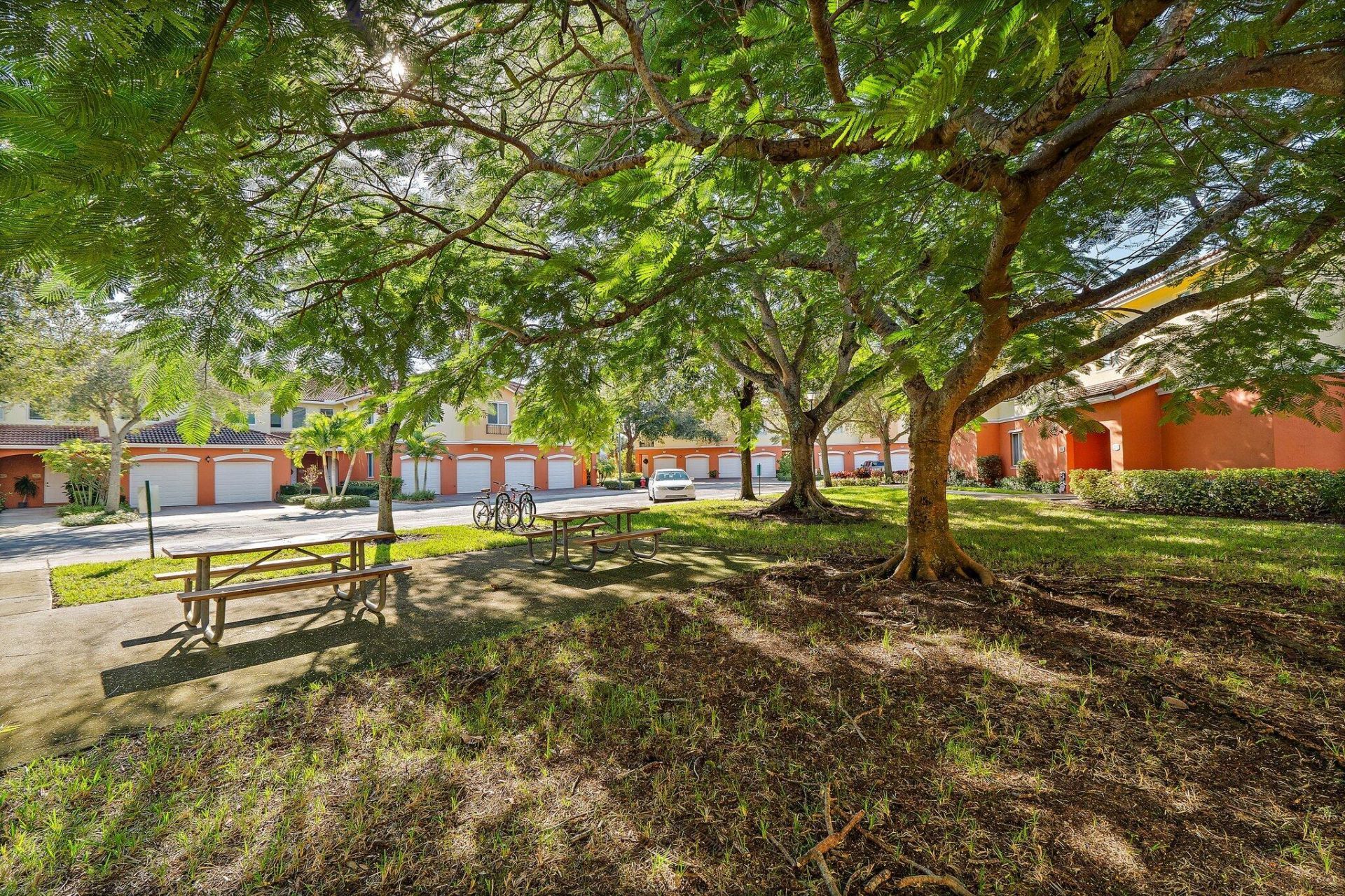 40 SE Sedona Circle, Unit 102, Stuart, FL 34994 Photo