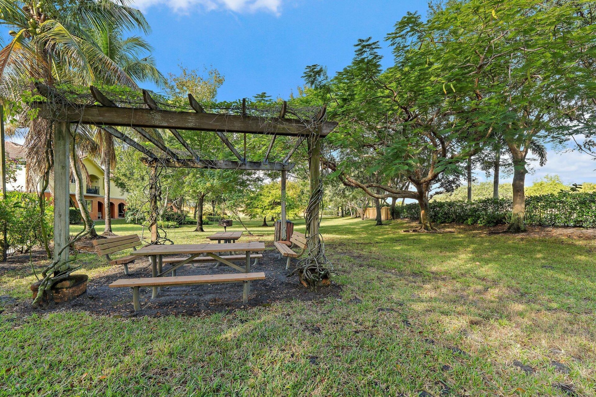 40 SE Sedona Circle, Unit 102, Stuart, FL 34994 Photo