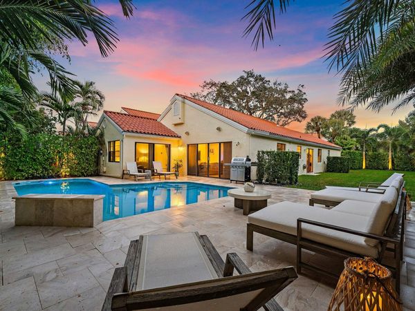 2614 La Lique Circle, Palm Beach Gardens, FL 33410