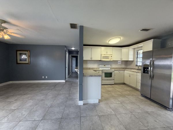 2013 SW Burman Lane, Port St. Lucie, FL 34984
