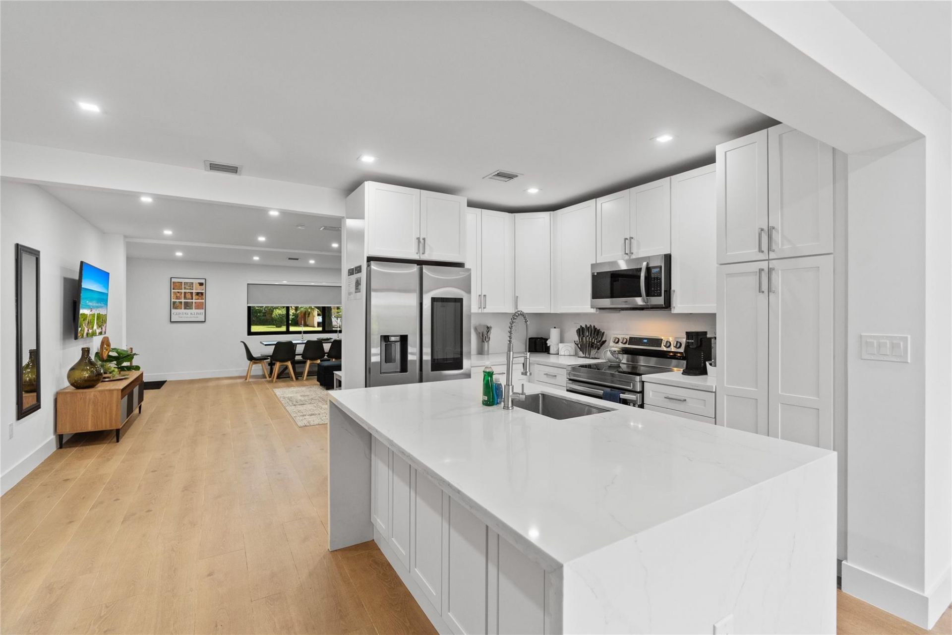 1561 SW 23rd Avenue, Fort Lauderdale, FL 33312 Photo