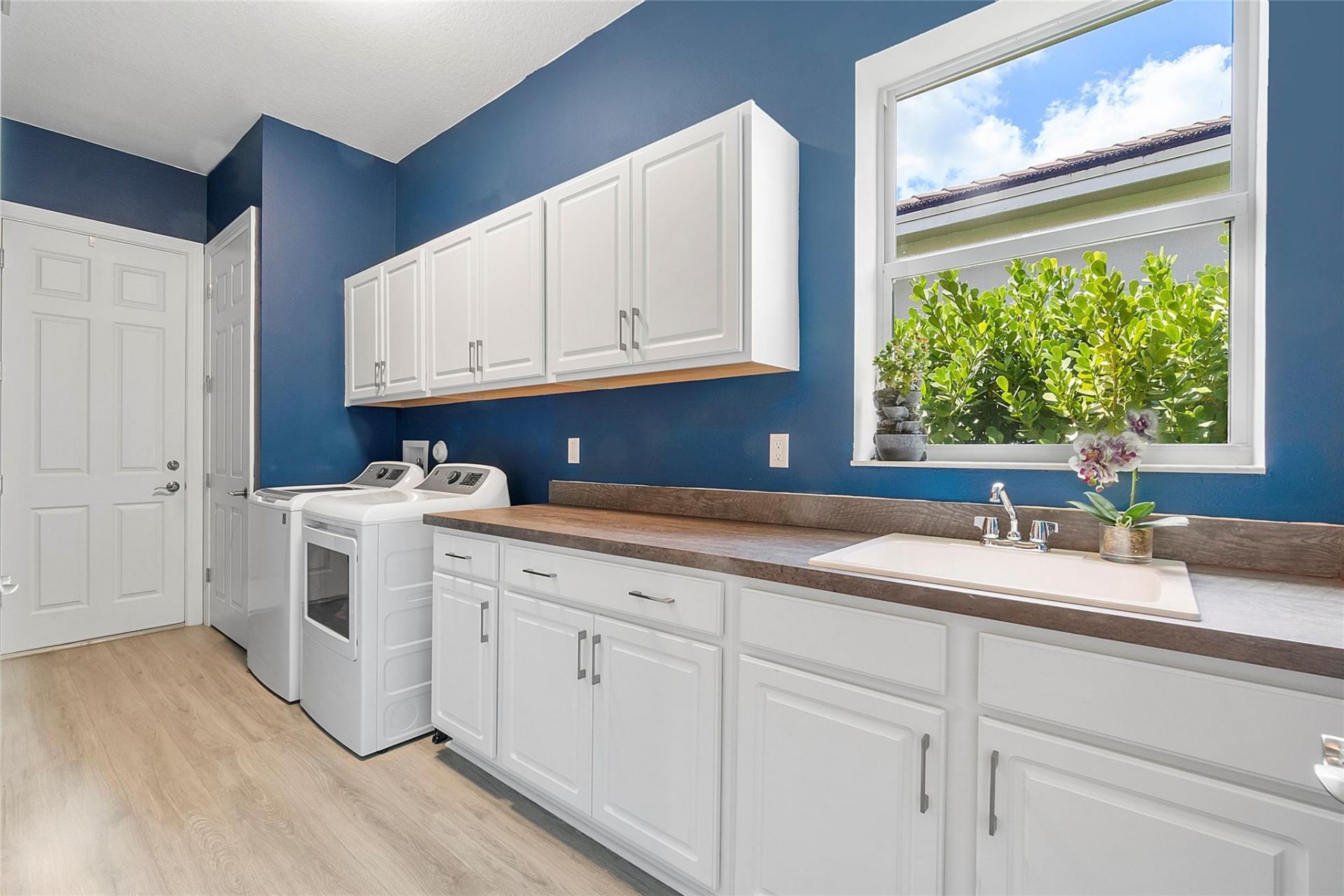 8674 SW Flutto Way, Port Saint Lucie, FL 34987 Photo