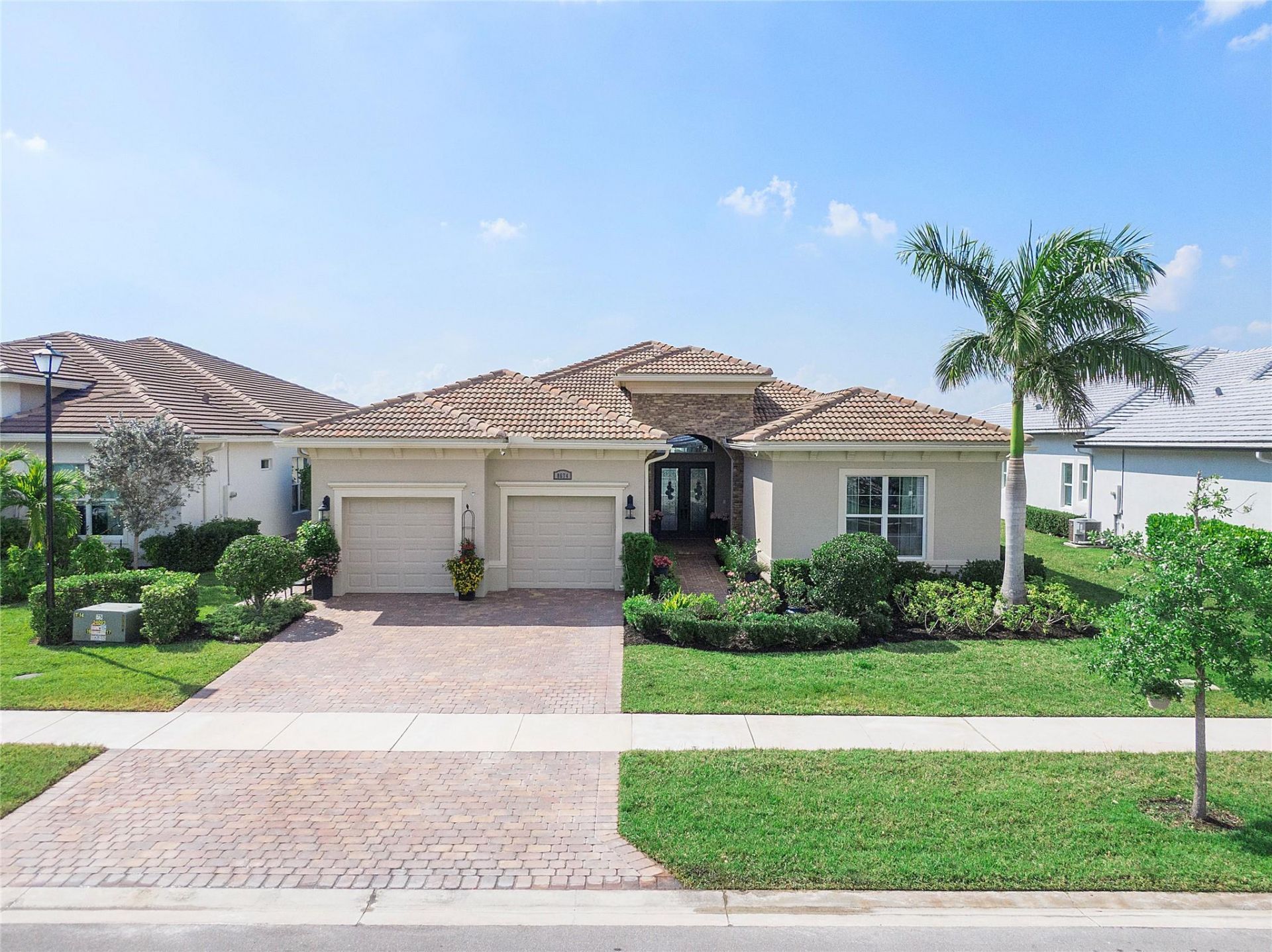 8674 SW Flutto Way, Port Saint Lucie, FL 34987 Photo