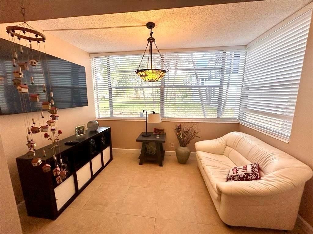 3150 Holiday Springs Boulevard, Unit 8-101, Margate, FL 33063 Photo