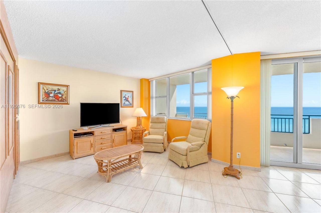 3180 S Ocean Dr, Unit 1012, Hallandale Beach, FL 33009 Photo
